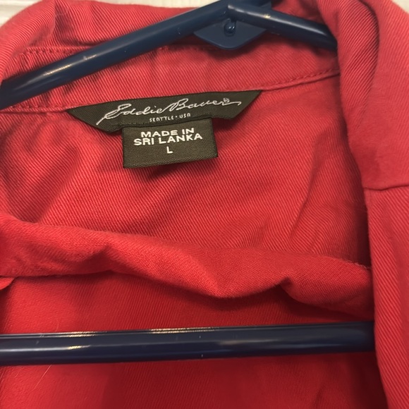 Red Eddie Bauer blazed. - Picture 2 of 3